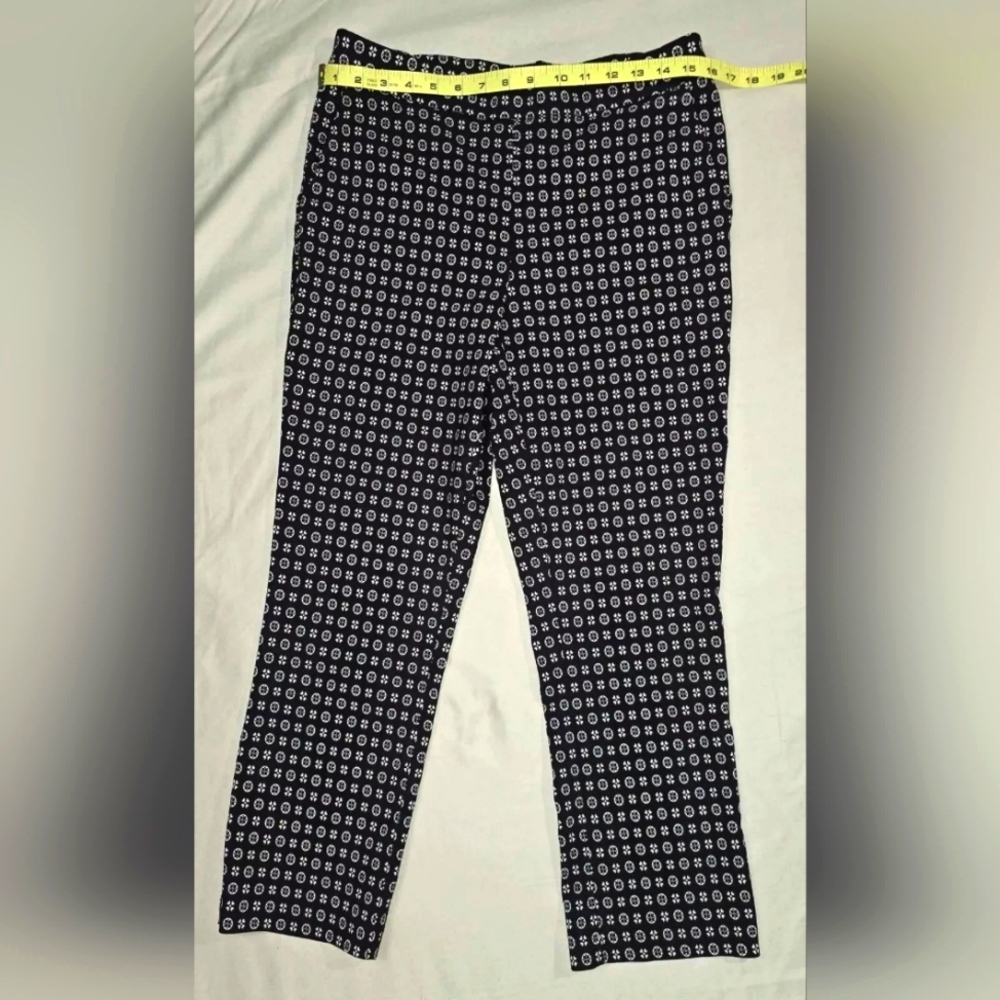 Jules and Leopold L stretchy black and white pattern pants